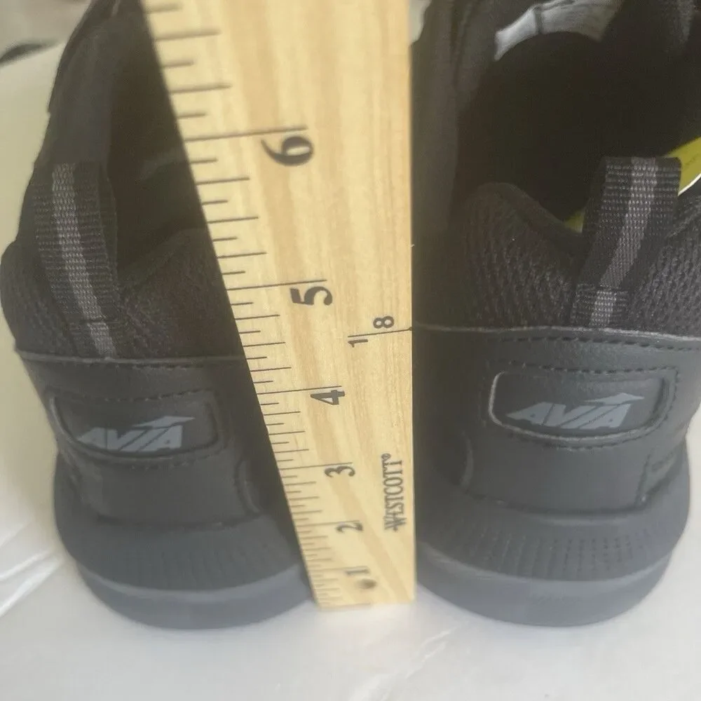 Avia men size